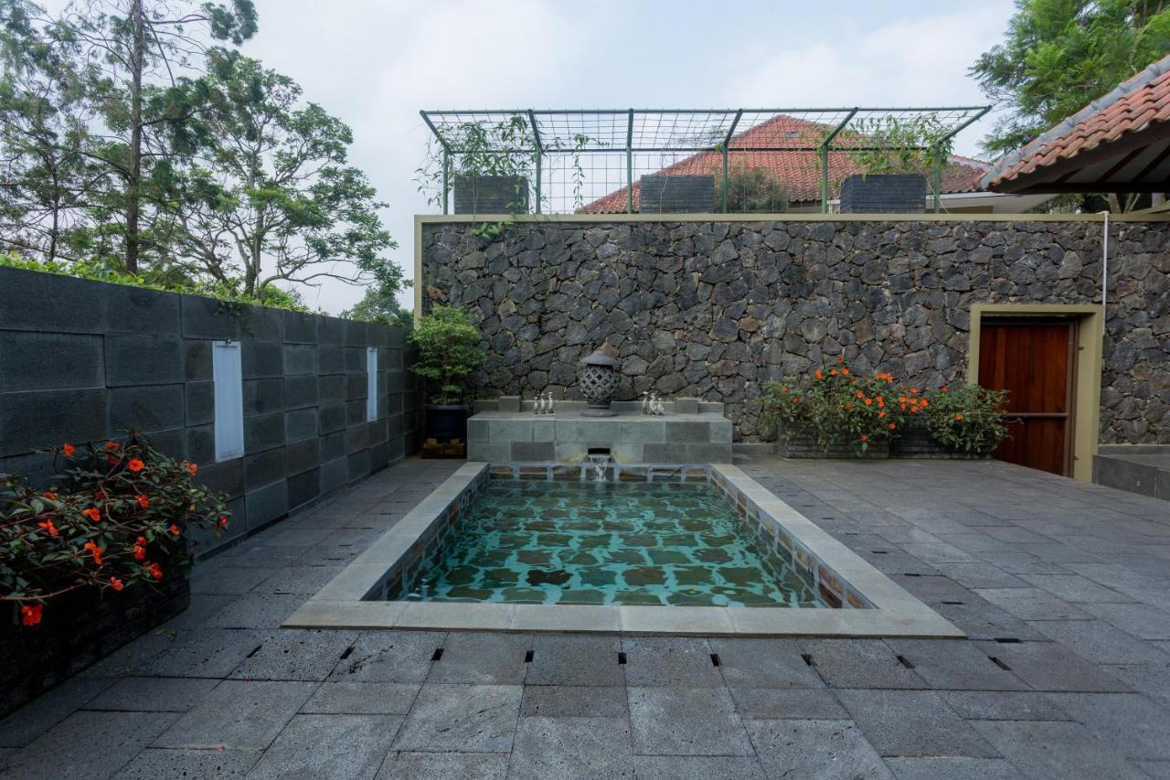 Gracia Spa Resort Hotel Ciater Exterior photo